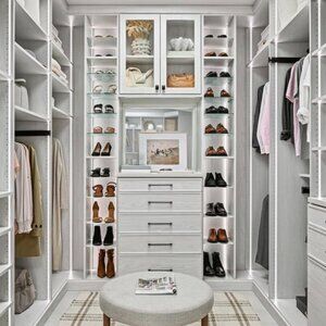 Meet your Posher, Sandy